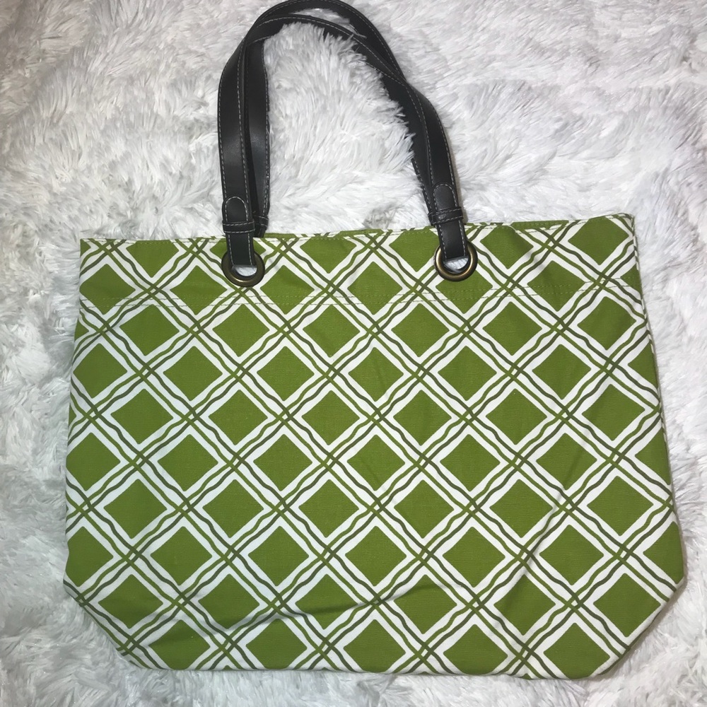 Green and white tote bag